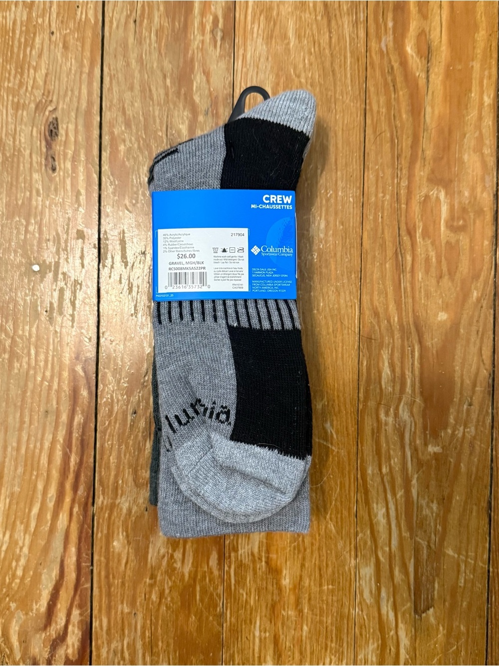 Columbia Men's Crew Socks in Gray and Black - Cushioned Athletic Pair
